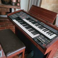 pianola Yamaha Electron MC 400