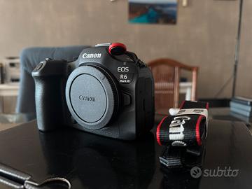 Canon eos R6 mark iii + CF + Garanzia + batterie