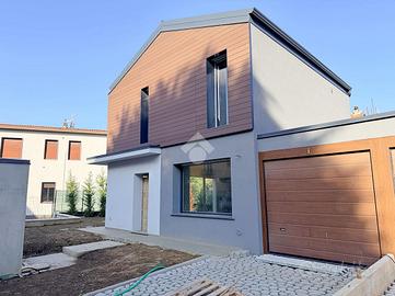 VILLA SINGOLA A CARATE BRIANZA