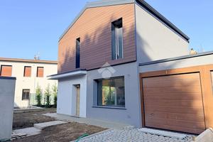VILLA SINGOLA A CARATE BRIANZA