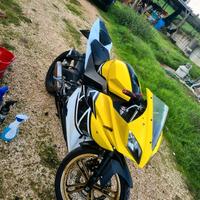 Yamaha YZF R125 - 2011