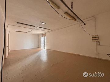 Locale commerciale 100mq