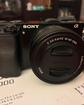Sony a6000 (solo corpo)