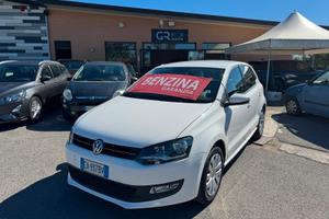 Volkswagen Polo 1.4 BENZ 5P COMFORTLINE 2011