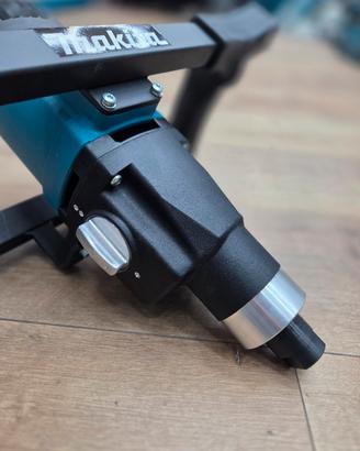 MISCELATORE MAKITA UT1401