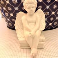 CHERUBINO IN PORCELLANA BIANCA