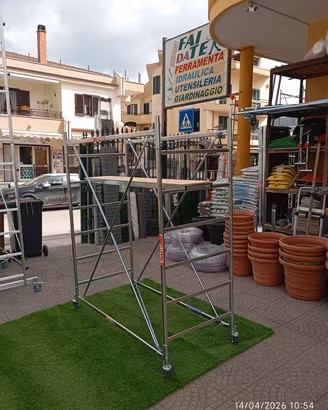 trabattello acciaio alto 1.8 MT base 75x165 richiu