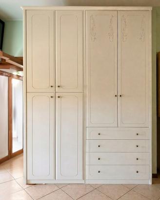 Armadio classico laccato bianco crema – 6 ante/mod