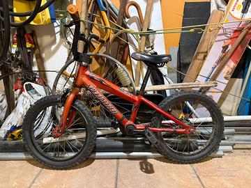 Specialized hotrock 16