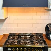 Cucina ILVE 6 fuochi con forno + cappa nera