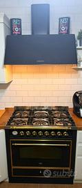 Cucina ILVE 6 fuochi con forno + cappa nera