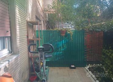 Montagnola bilcoale arredato con cortile privato