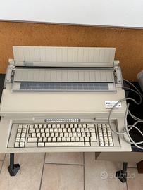 Macchina da scrivere Olivetti