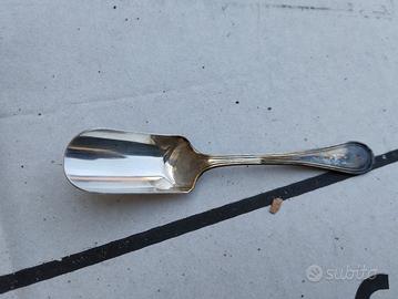 cucchiaino da zucchero in argento 800