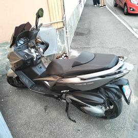 Kymko 400i