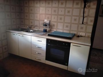 cucina completa come nuova 