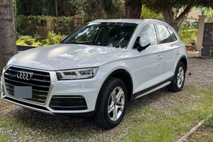 Audi Q5 - Business