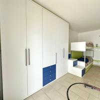 Cameretta completa, tre letti e armadio capiente