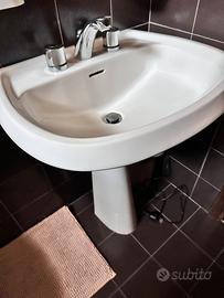 lavandino  completo di piede