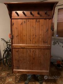 Appendiabiti da parete in legno