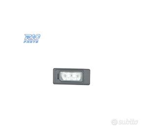 LUCE TARGA A LED AUDI TT 06-14 CON PORTALAMPADA