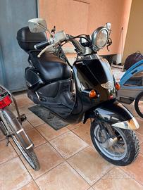 Aprilia Habana 125 custom
