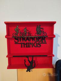 Espositore Kinder Joy Stranger Things rilievo