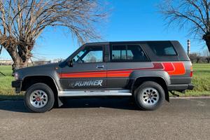 Toyota 4-Runner SURF 2.4 RE