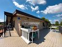 4-locali-con-terrazzo-e-box