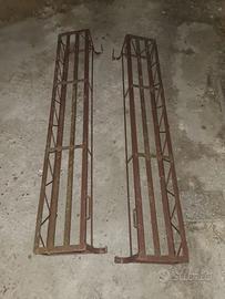 Porta vasi in ferro battuto
