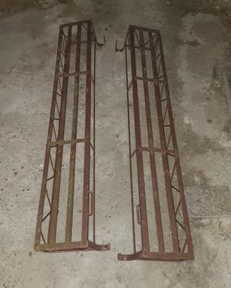 Porta vasi in ferro battuto