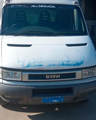 Iveco turbo Daily.