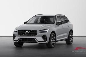 VOLVO XC60 B5 AWD Mild hybrid Benzina Plus Dark