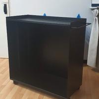 Carrello con ruote da show room