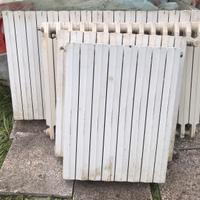 Radiatori in ghisa a 3 colonne h 68 interasse 62cm