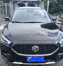 Auto mg zs