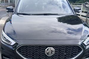 Auto mg zs