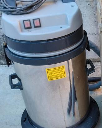 Aspiratore professionale MEC con due motori