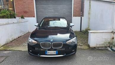 Bmw 118 118d 5p. Urban