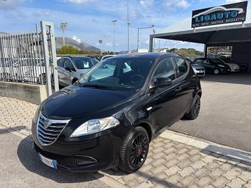Lancia Ypsilon 1.2 69 CV 5 porte S&S Platinum