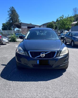 Volvo XC 60 XC60 D5 AWD Momentum