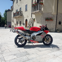 Aprilia RSV 1000