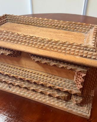 Tramp Art, cofanetto, scatola a bauletto