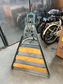 Cavalletto per IDRAULICO taglia tubi PROFESSIONALE