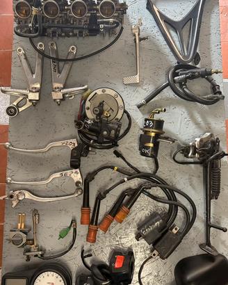 Yamaha R6 (99/02) - Varie