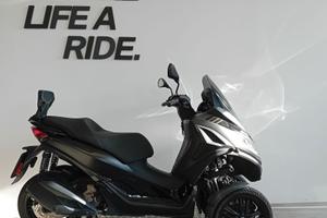 PIAGGIO MP3 300 HPE - 2023