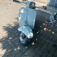 Vespa primavera 125