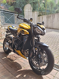 Triumph street triple rs