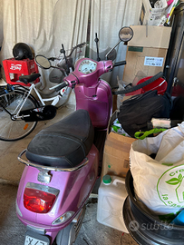 Vespa 50LX 4T rosa chic