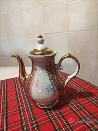 teiera oro zecchino in porcellana di Bavaria 